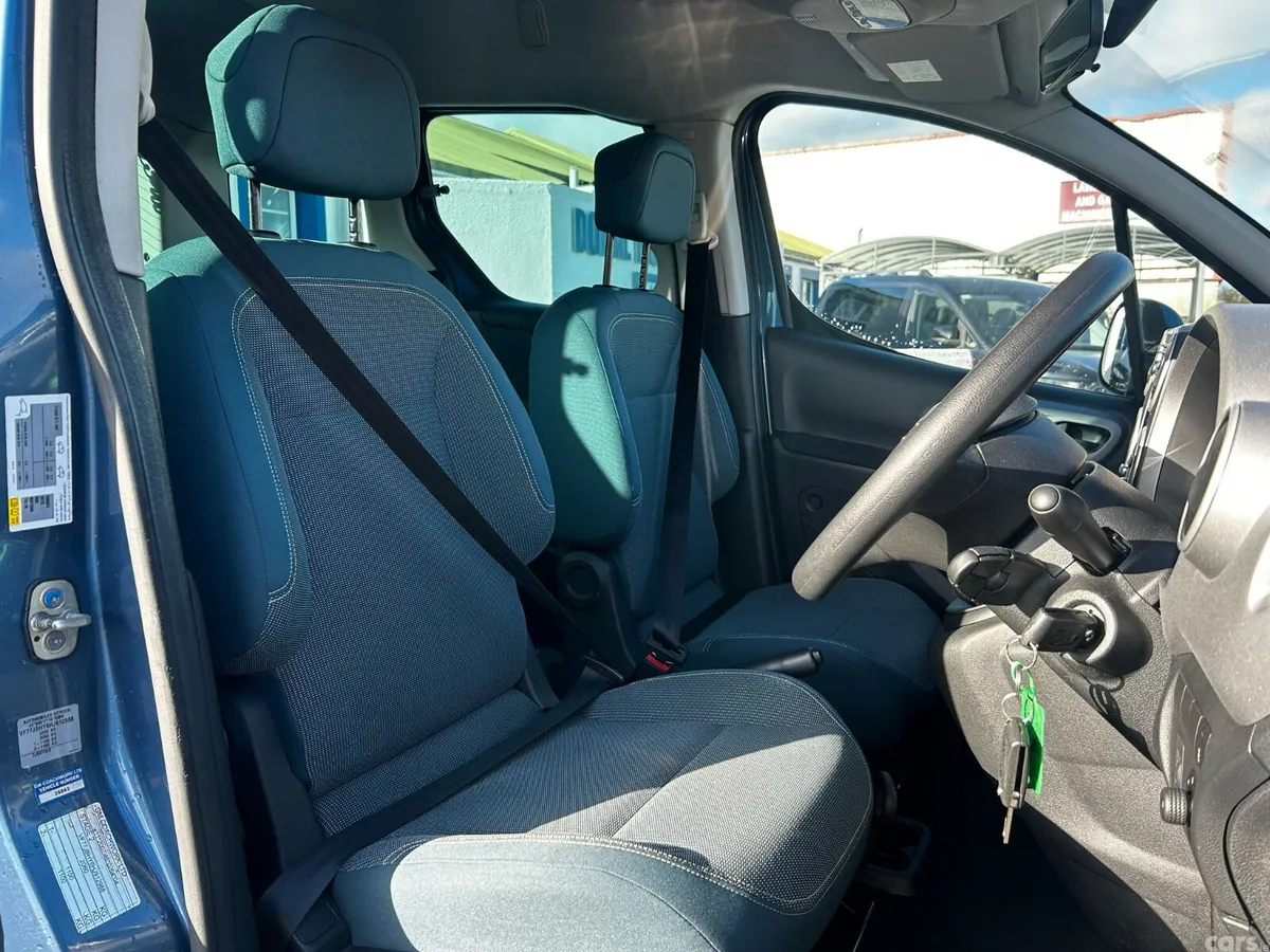 Citroen Berlingo Multispace MPV, Diesel, 2018, Blue