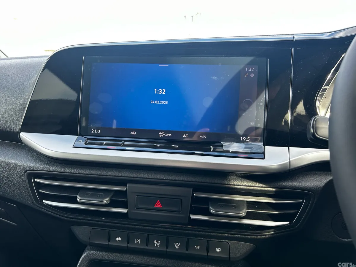 Ford Tourneo Connect MPV, Diesel, 2027, Blue