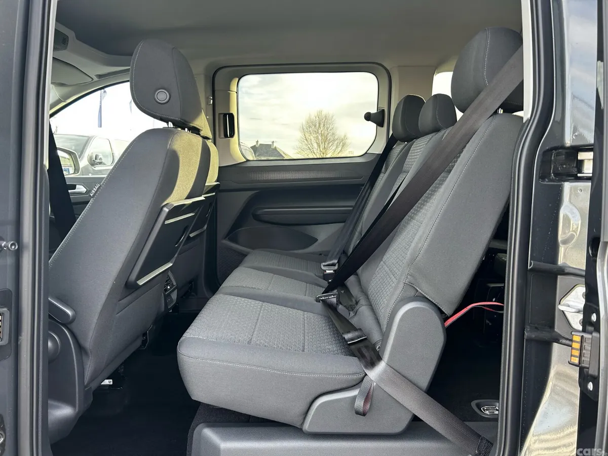 Ford Tourneo Connect MPV, Diesel, 2027, Grey