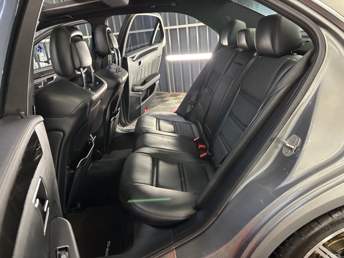 Mercedes-Benz E-Class Saloon, Petrol, 2014, Silver