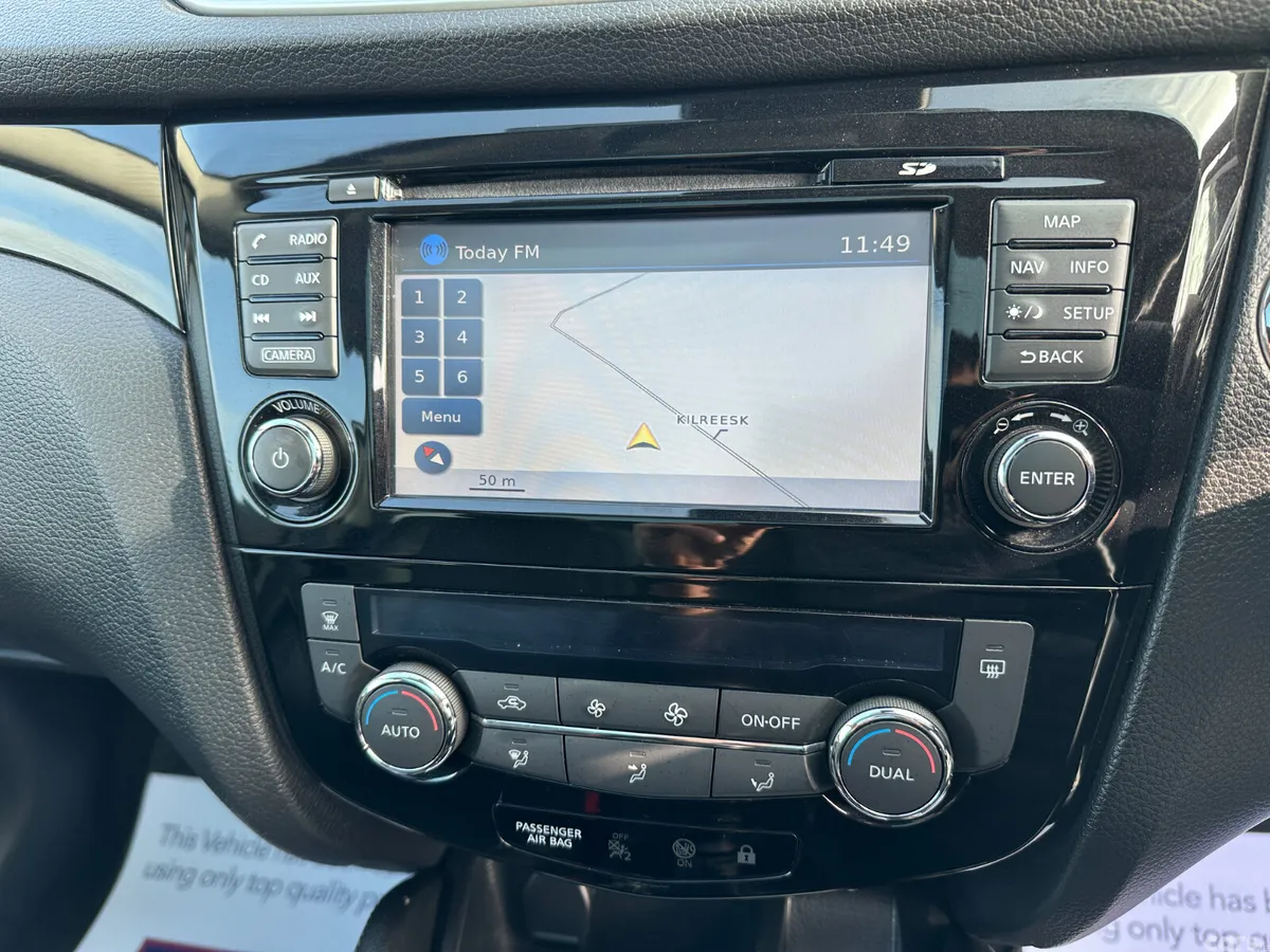 Nissan Qashqai Hatchback, Diesel, 2016, White