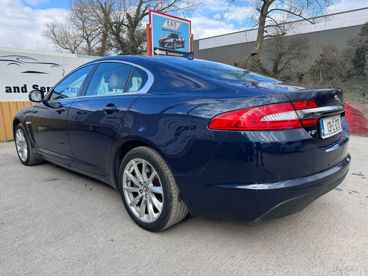 Jaguar XF Saloon, Diesel, 2013, Blue