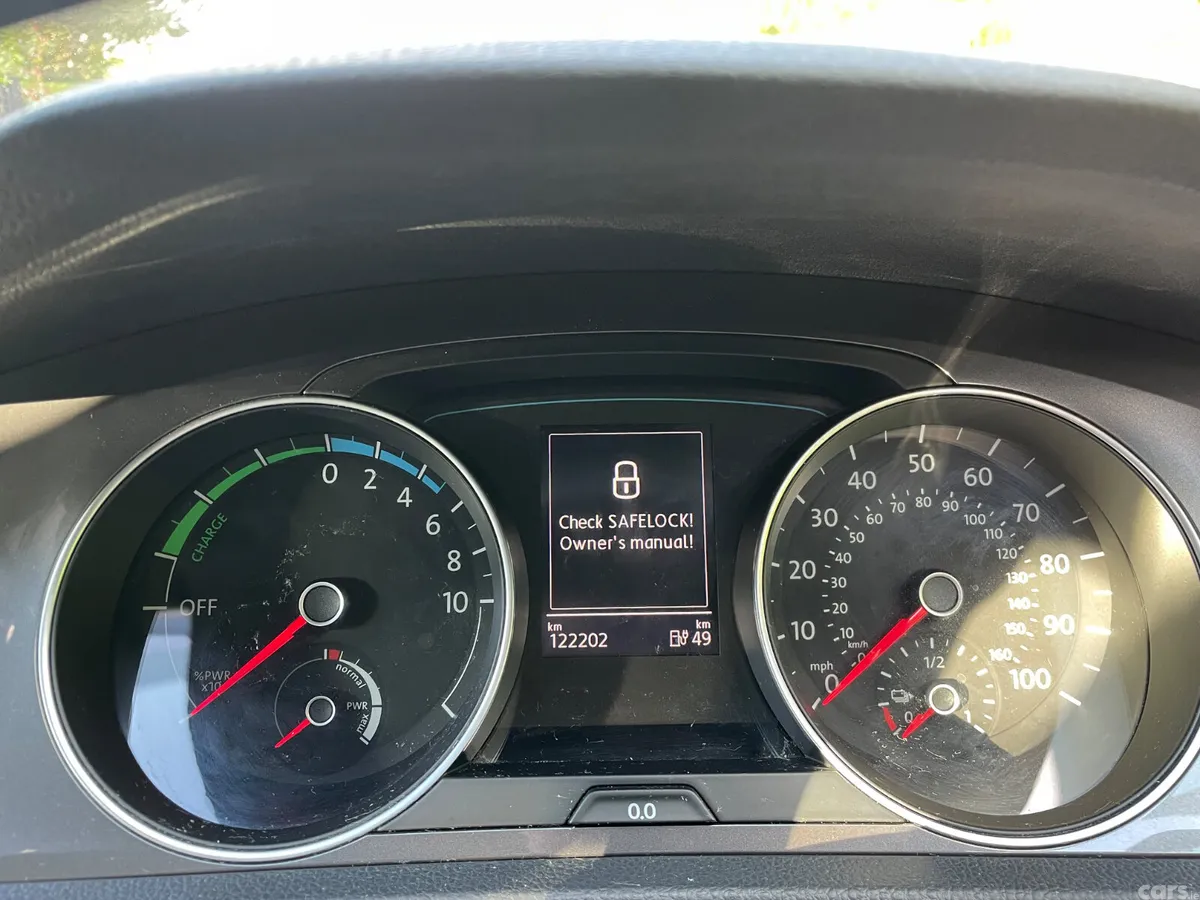 Volkswagen Golf Hatchback, Electric, 2015, Silver