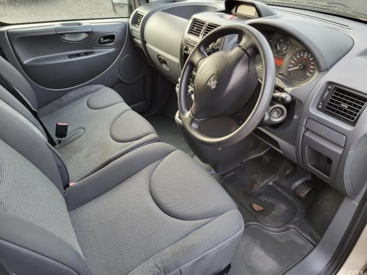 Peugeot Expert MPV, Diesel, 2015, Gold