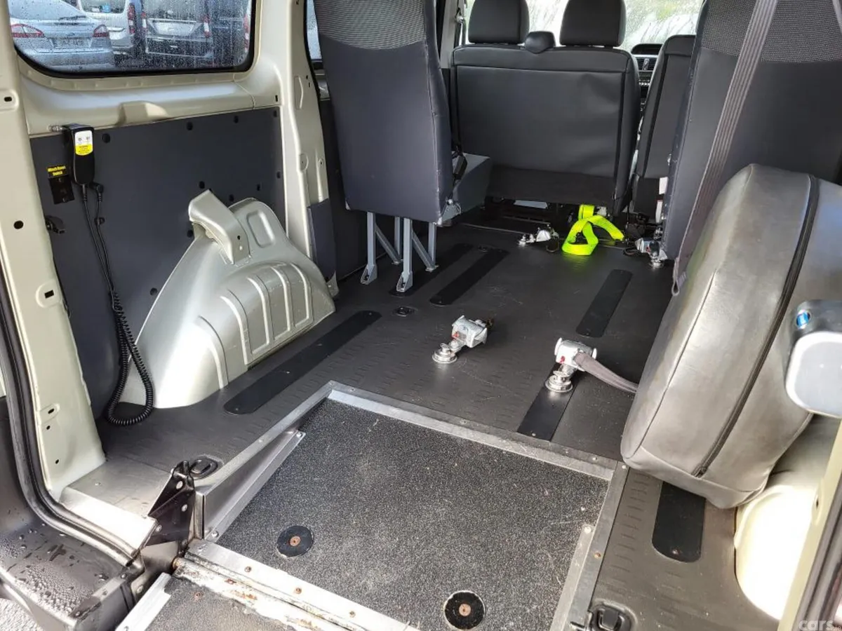 Peugeot Expert MPV, Diesel, 2015, Gold