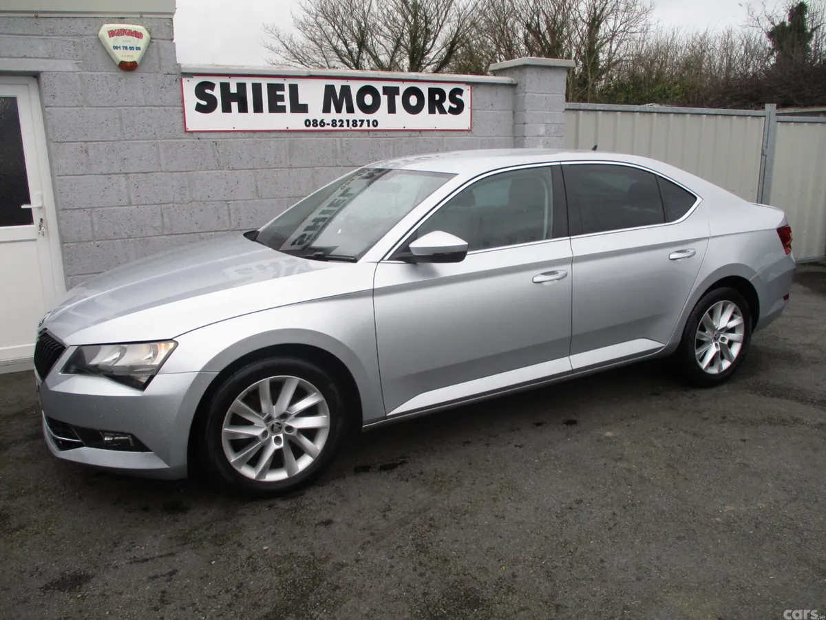 Skoda Superb Hatchback, Diesel, 2019, Silver