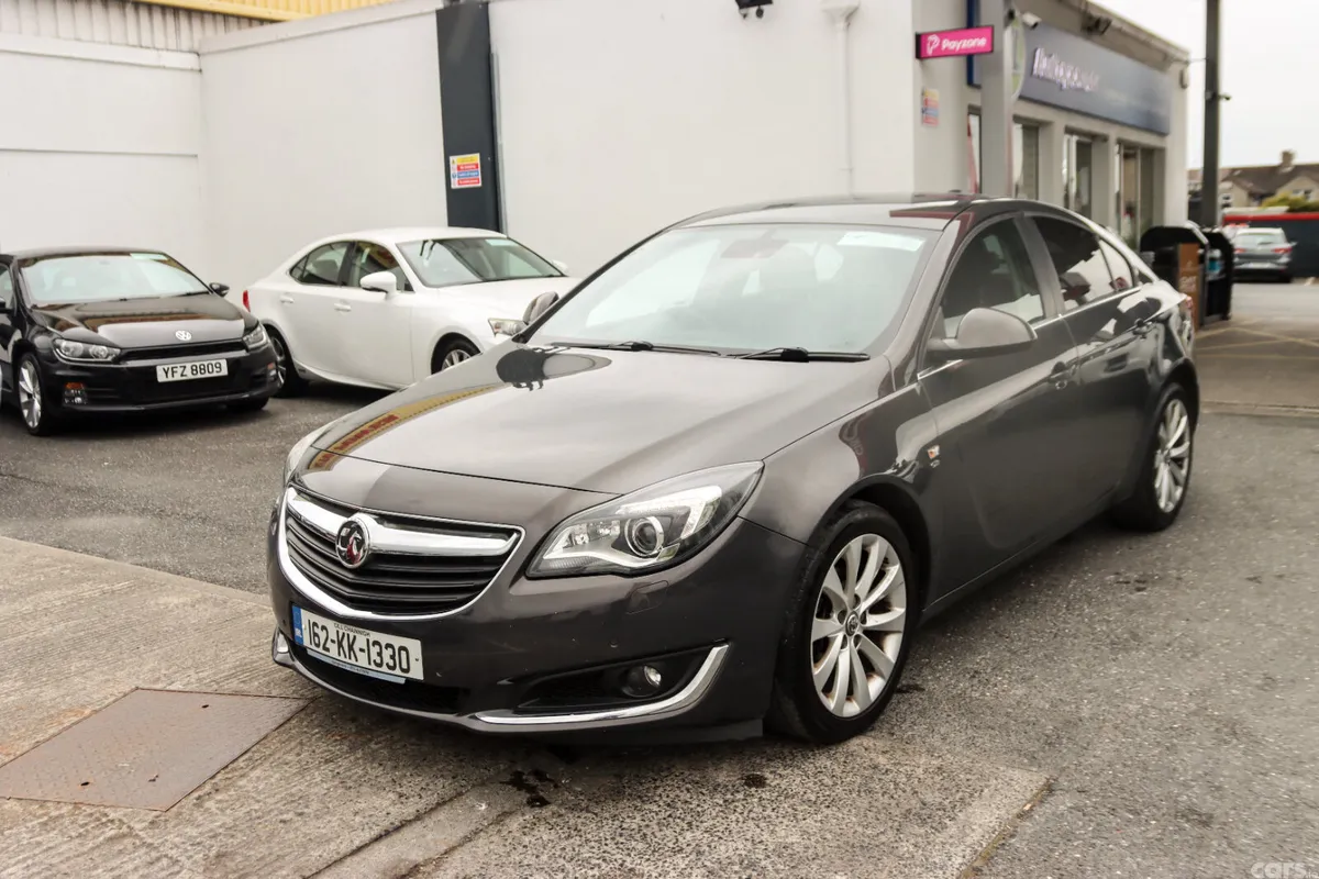 Vauxhall Insignia Hatchback, Diesel, 2016, Grey