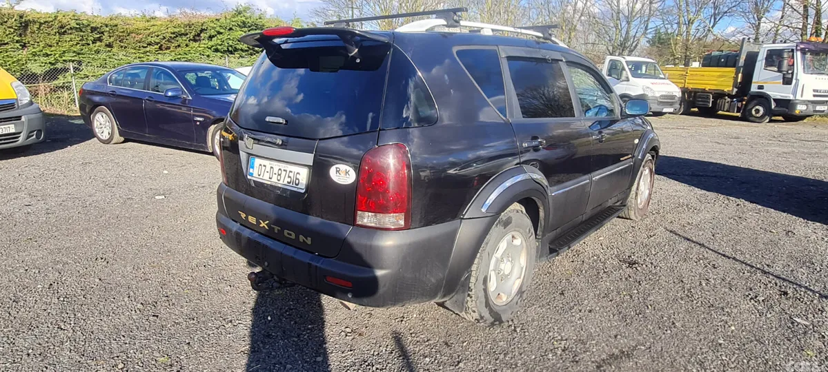 SsangYong Rexton SUV, Diesel, 2007, Black