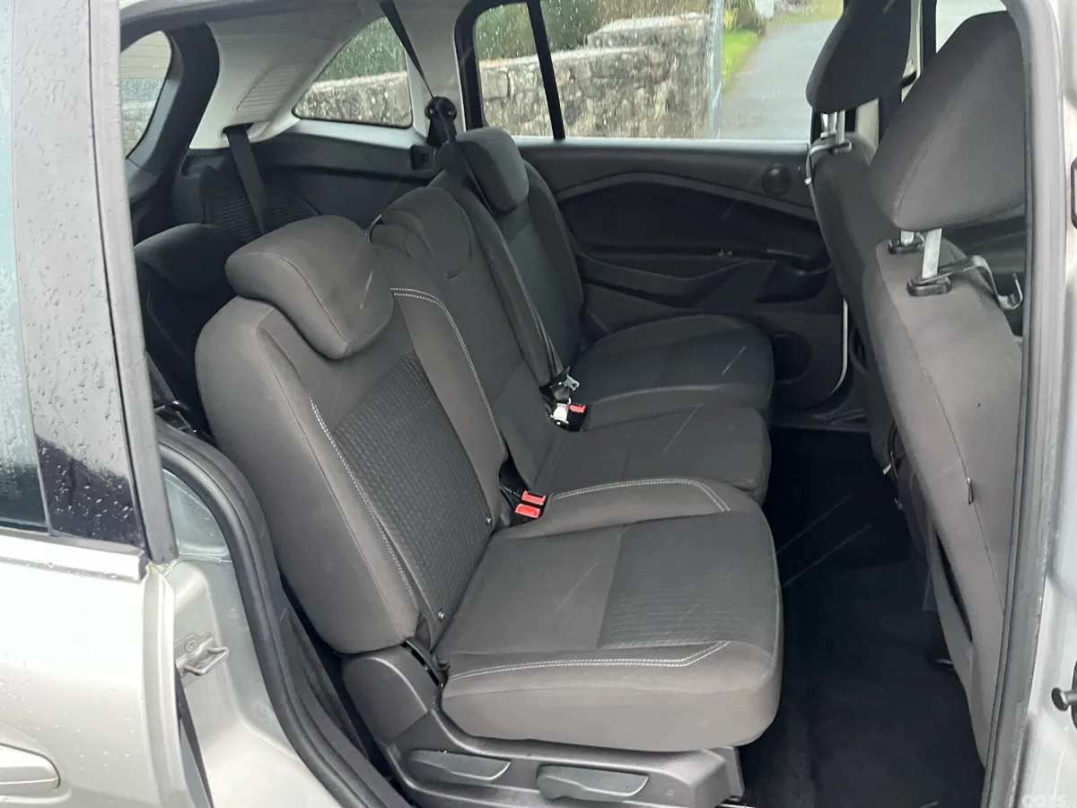 Ford Grand C-Max MPV, Petrol, 2017, Silver