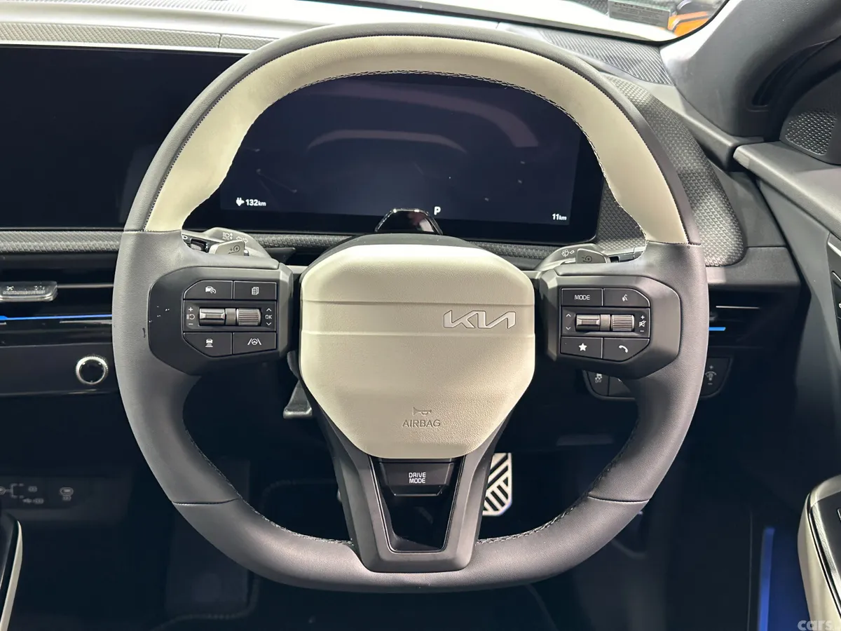 Kia EV6 MPV, Electric, 2026, White