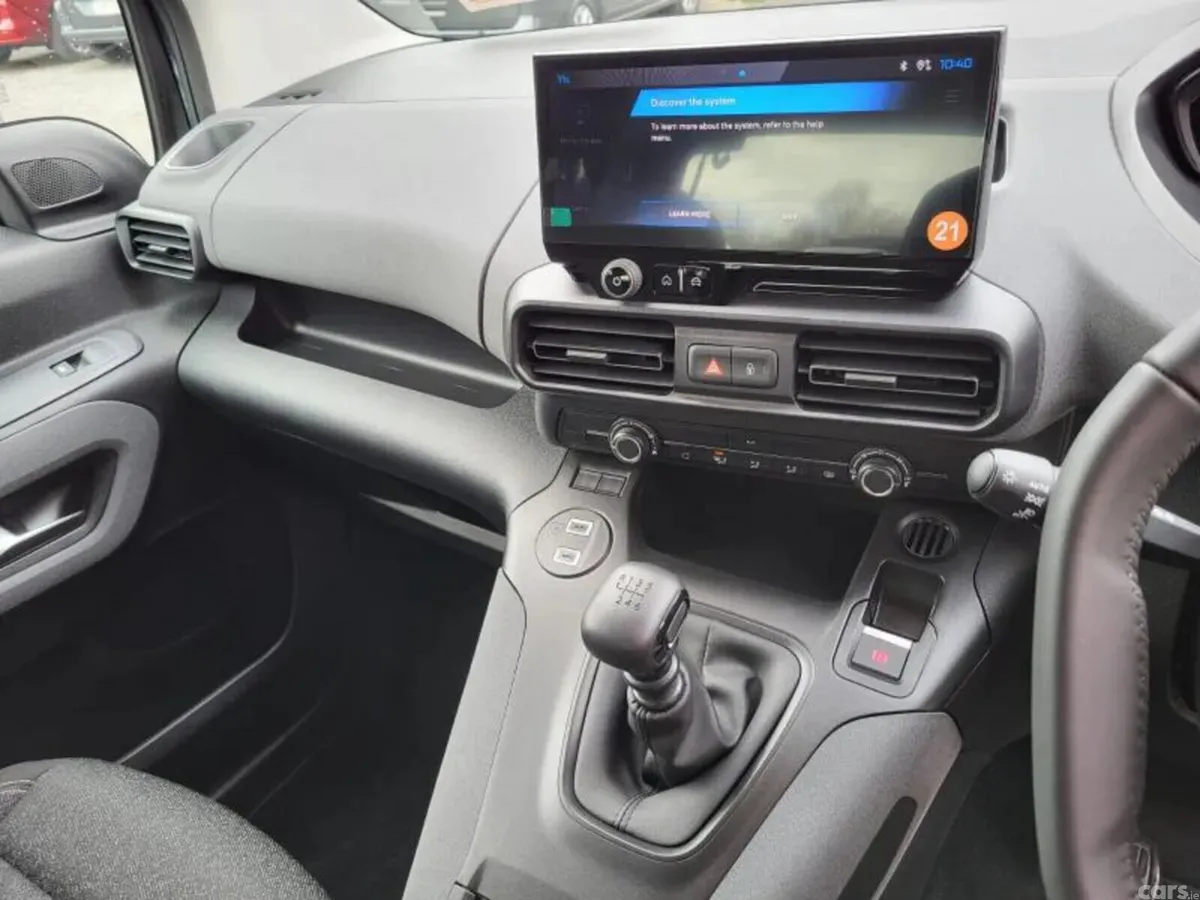 Peugeot Rifter MPV, Diesel, 2026, Blue