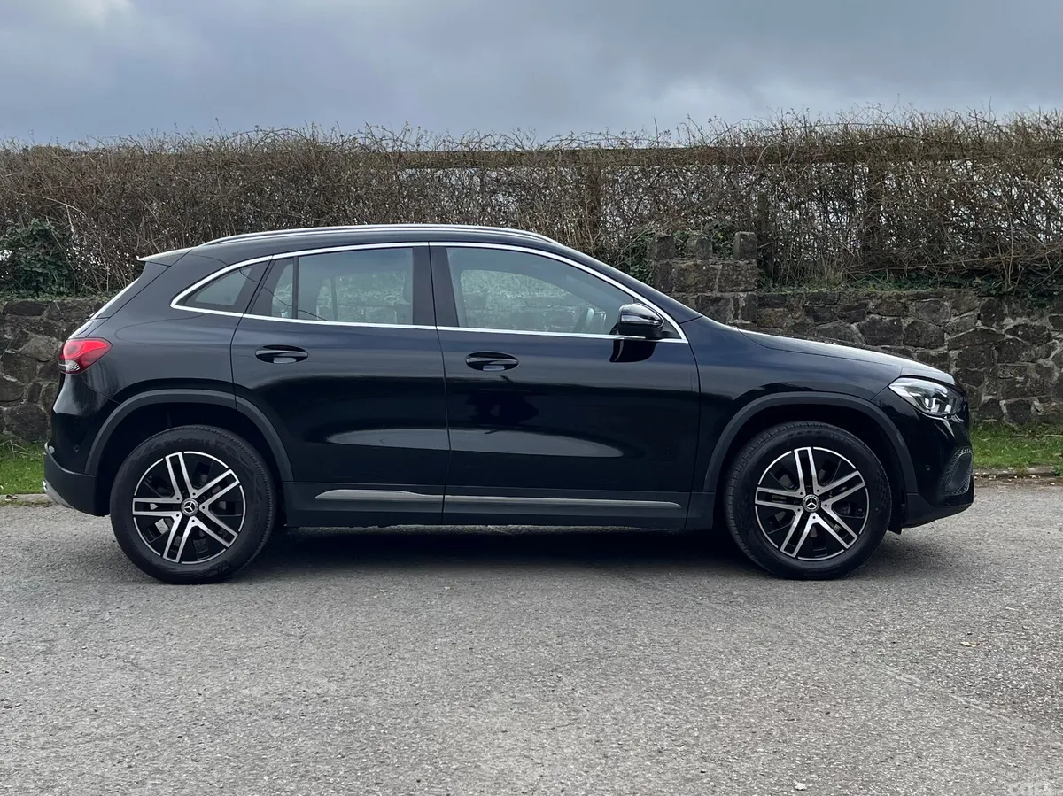Mercedes-Benz GLA SUV, Diesel, 2023, Black