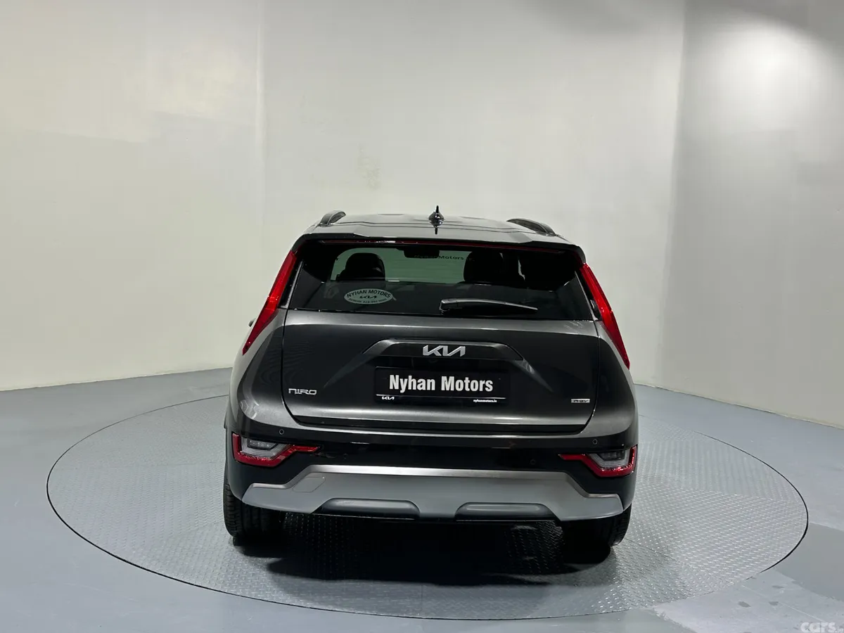 Kia Niro Estate, Petrol Plug-in Hybrid, 2025, Grey