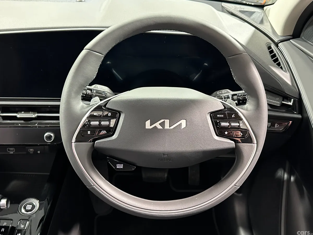 Kia Niro Estate, Petrol Plug-in Hybrid, 2025, Grey