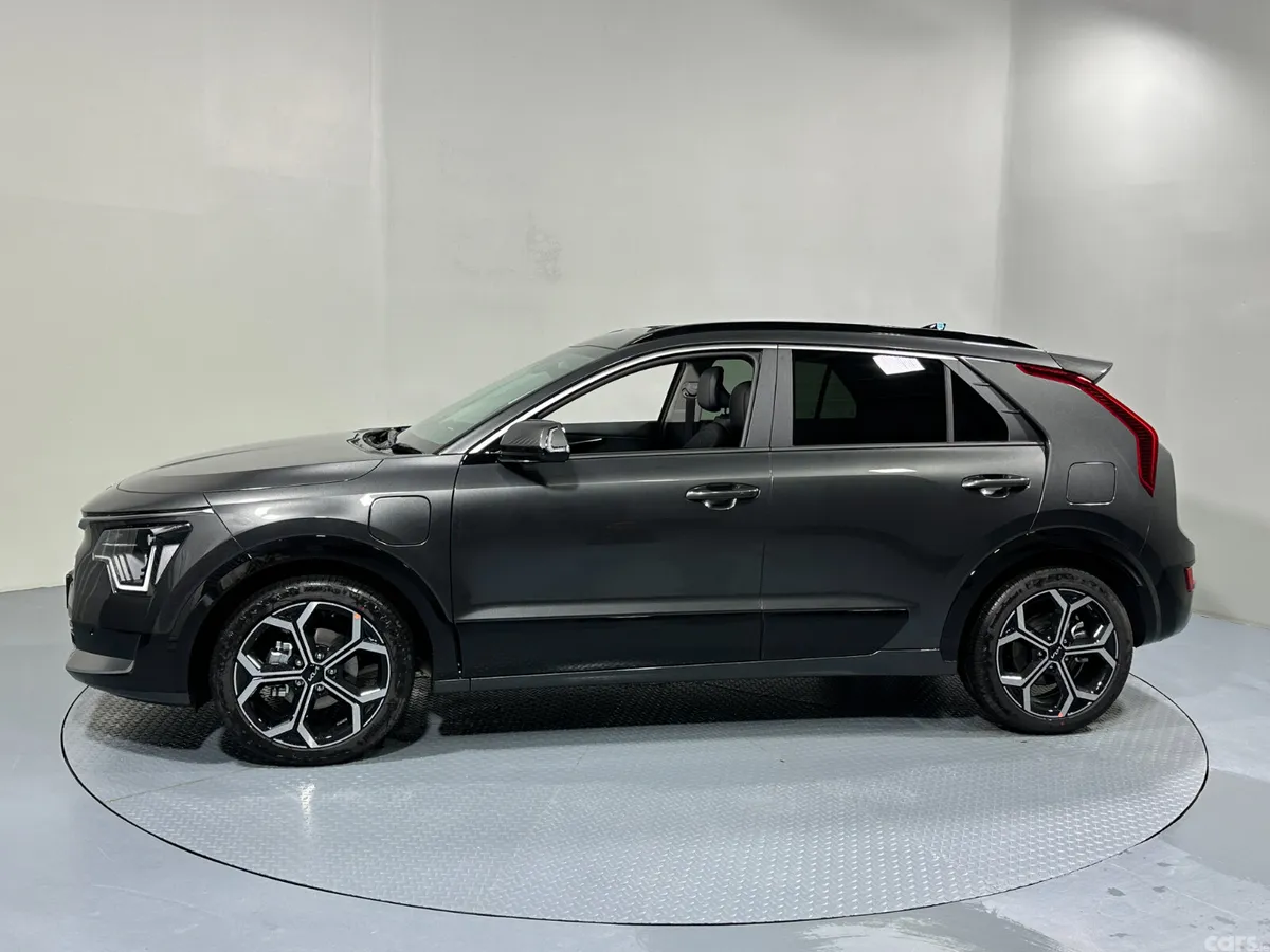 Kia Niro Estate, Petrol Plug-in Hybrid, 2025, Grey