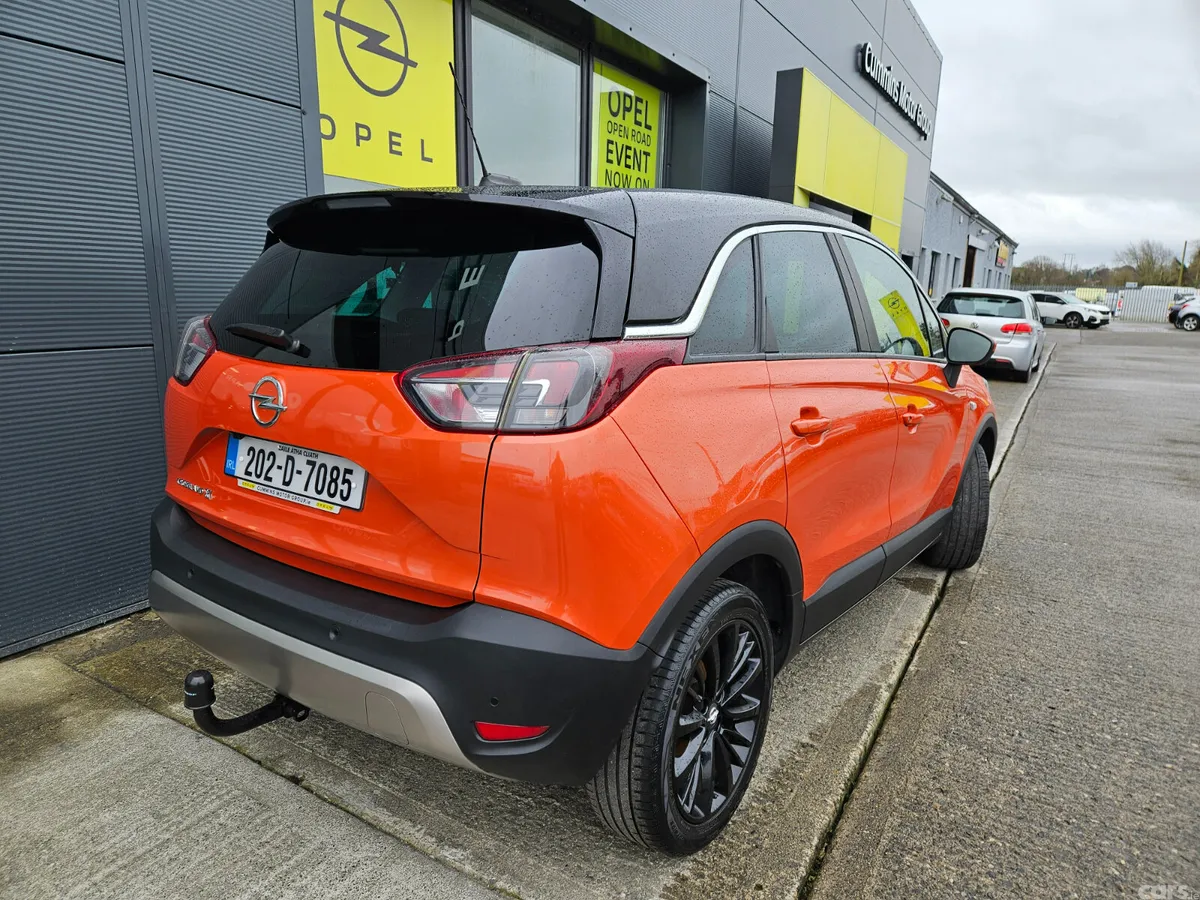 Opel Crossland X SUV, Diesel, 2020, Orange
