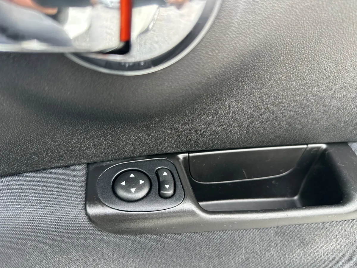 Fiat 500 Hatchback, Petrol, 2018, White