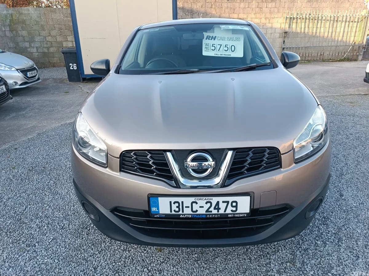 Nissan Qashqai MPV, Diesel, 2013, Brown