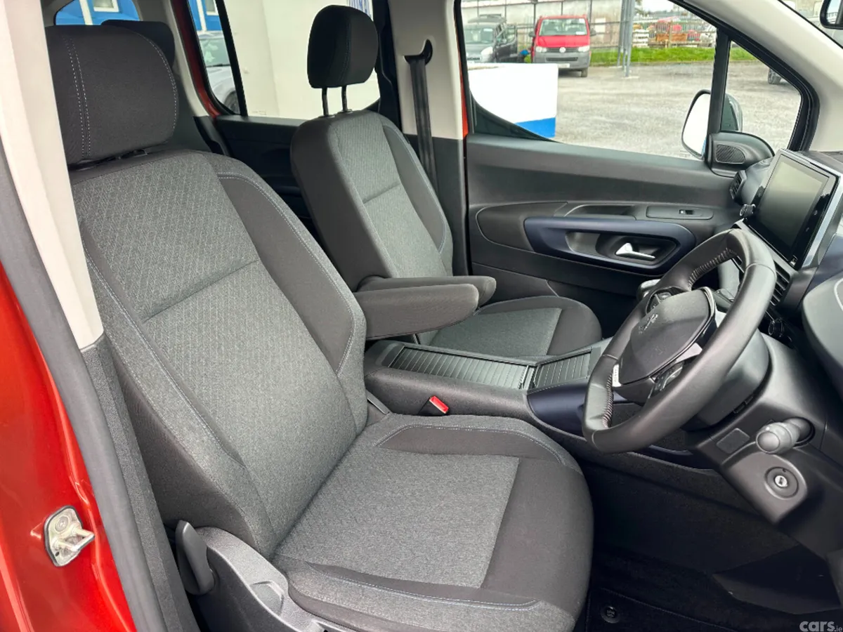 Peugeot Rifter MPV, Diesel, 2022, Bronze