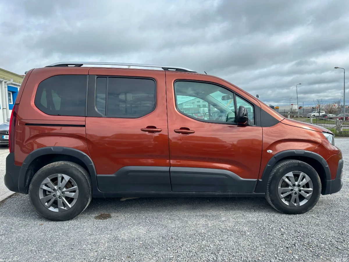 Peugeot Rifter MPV, Diesel, 2022, Bronze