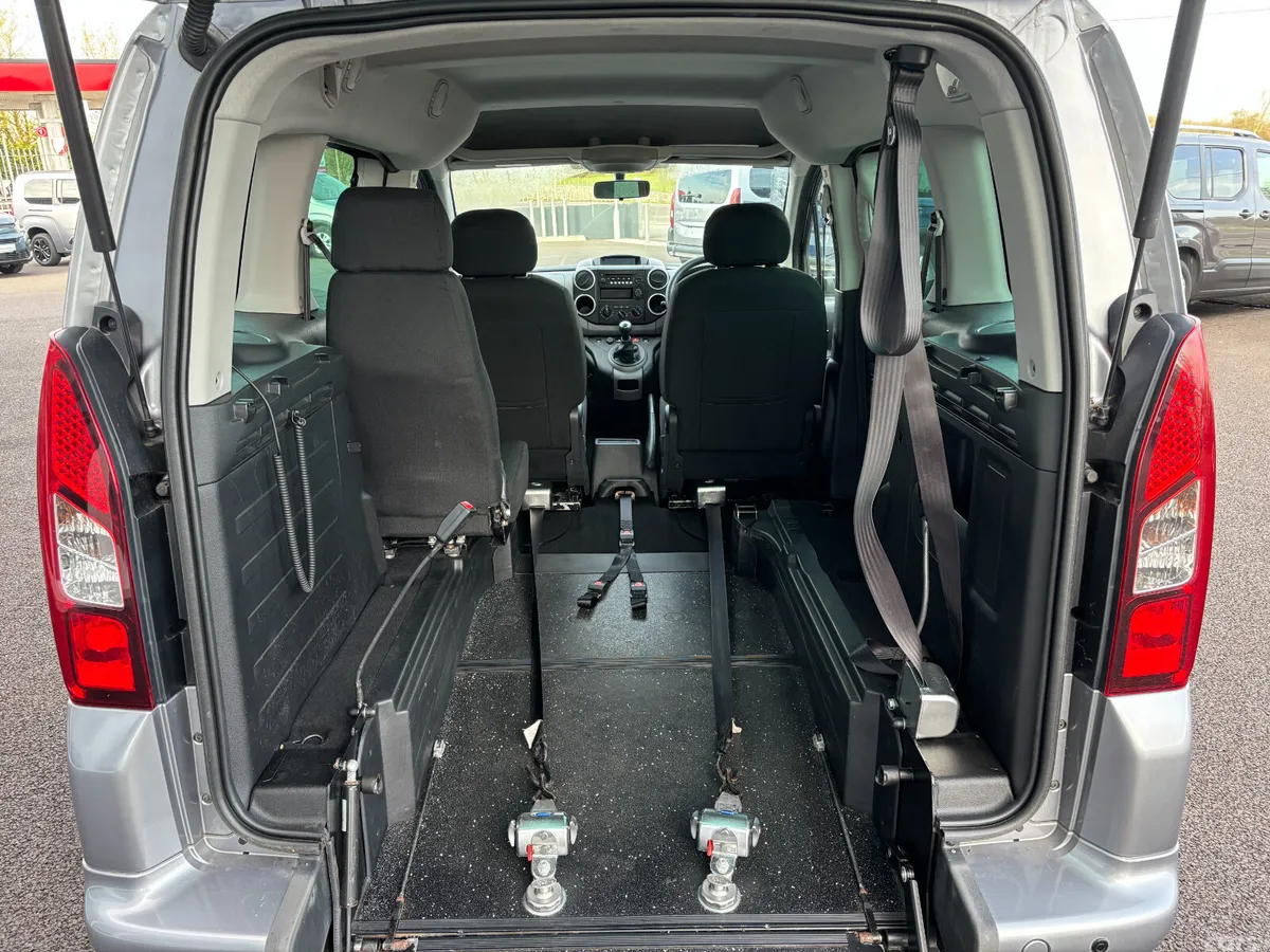 Peugeot Partner MPV, Diesel, 2017, Grey