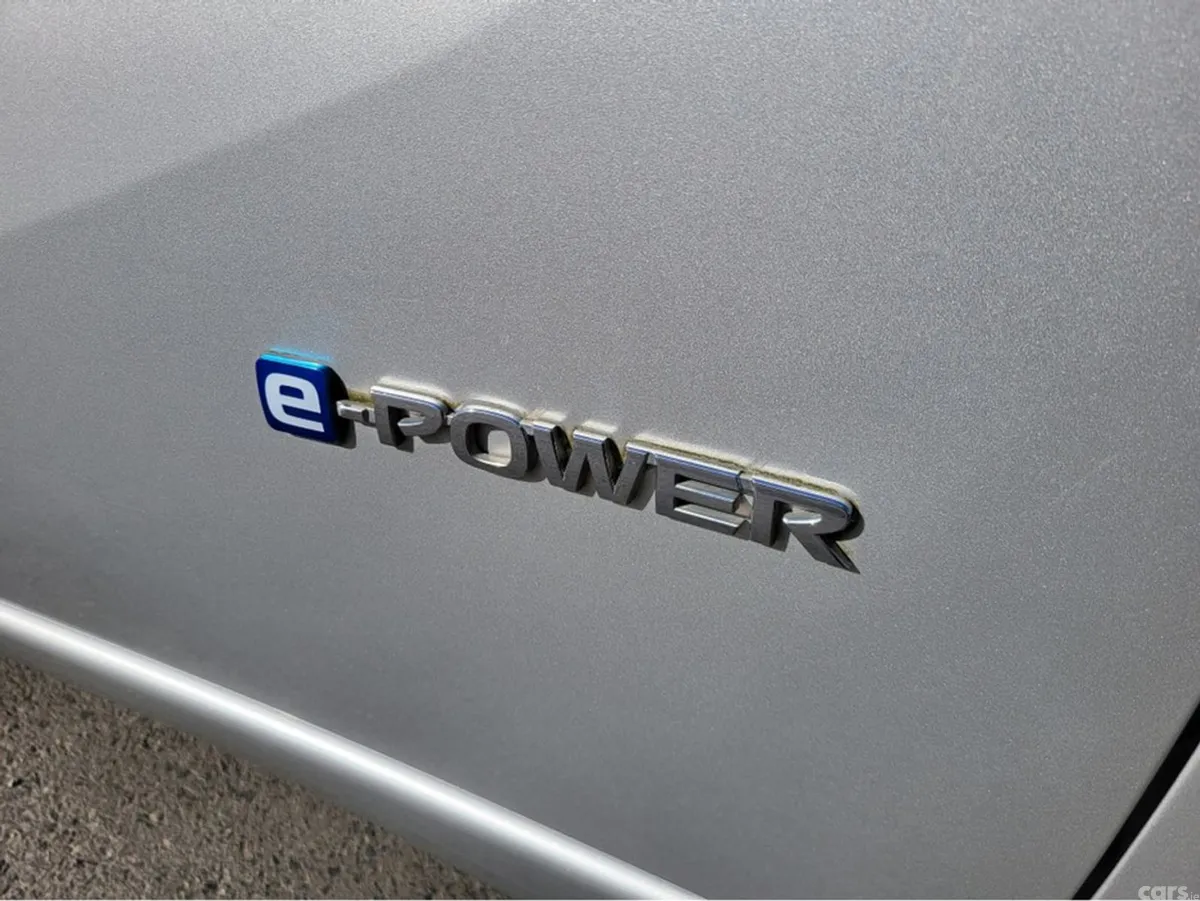 Nissan Note MPV, Petrol Hybrid, 2016, Silver