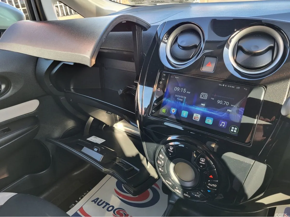Nissan Note MPV, Petrol Hybrid, 2016, Silver
