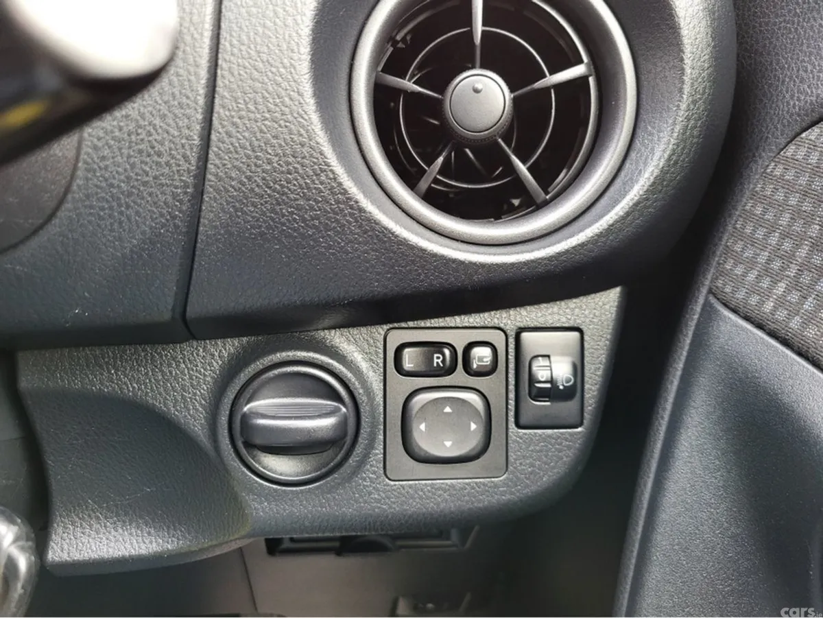 Toyota Vitz Hatchback, Petrol, 2018, Silver