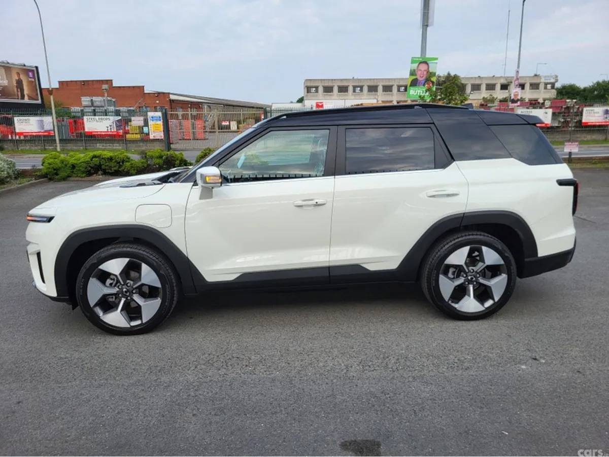 KGM Torres EVX SUV, Electric, 2025, White