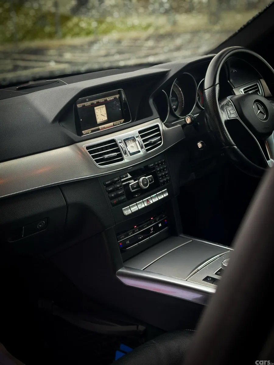 Mercedes-Benz E-Class Saloon, Diesel, 2014, Blue