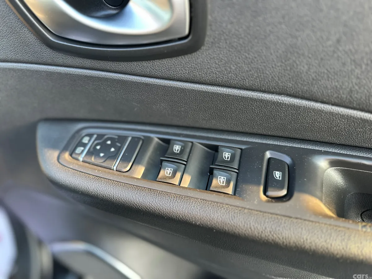 Renault Captur Hatchback, Diesel, 2019, Black