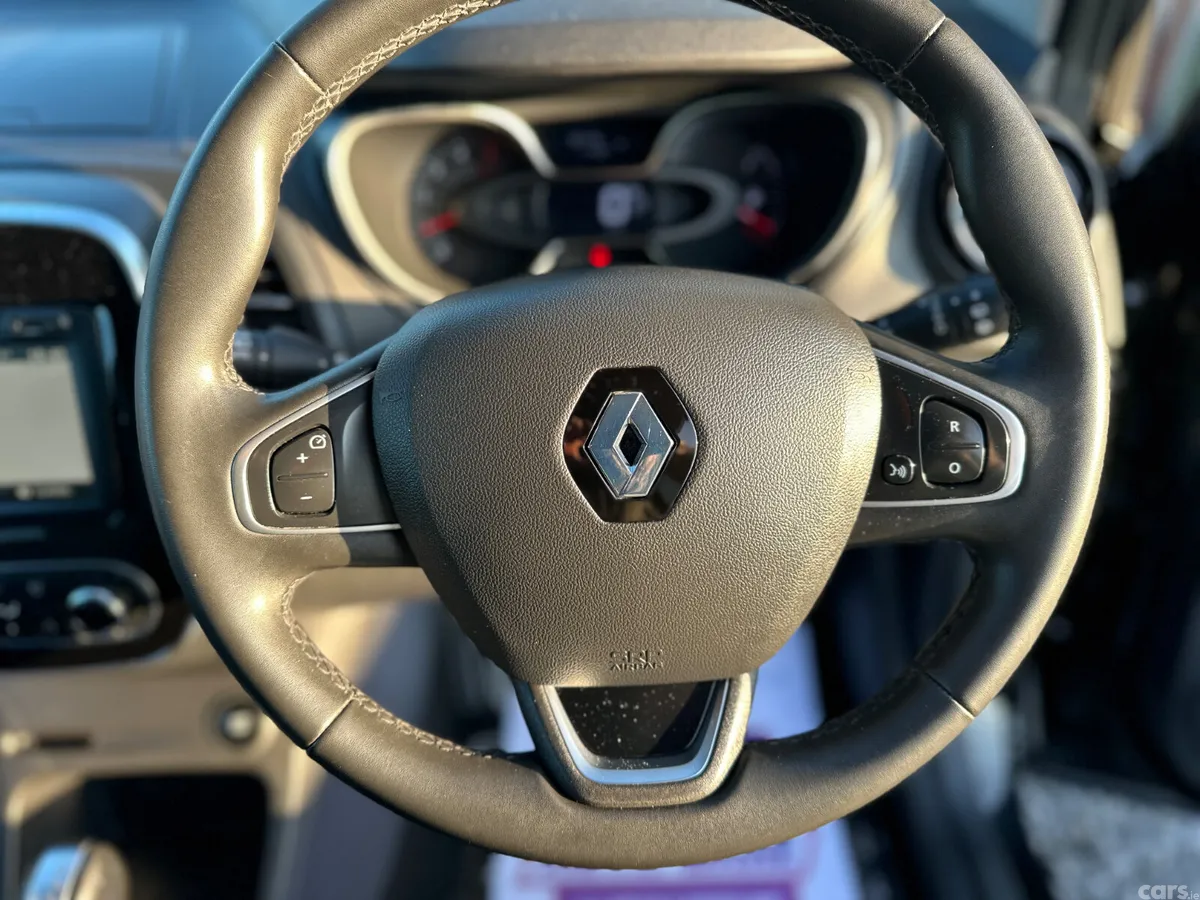Renault Captur Hatchback, Diesel, 2019, Black