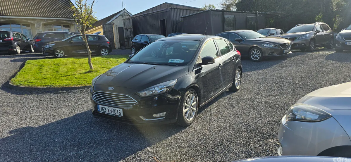 Ford Focus Hatchback, Petrol, 2015, Black