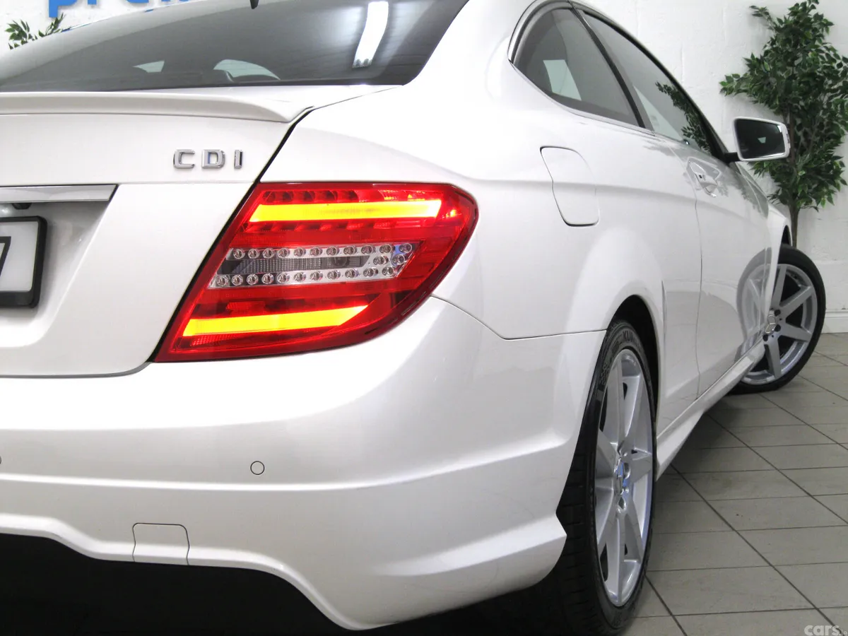 Mercedes-Benz C-Class Coupe, Diesel, 2015, White
