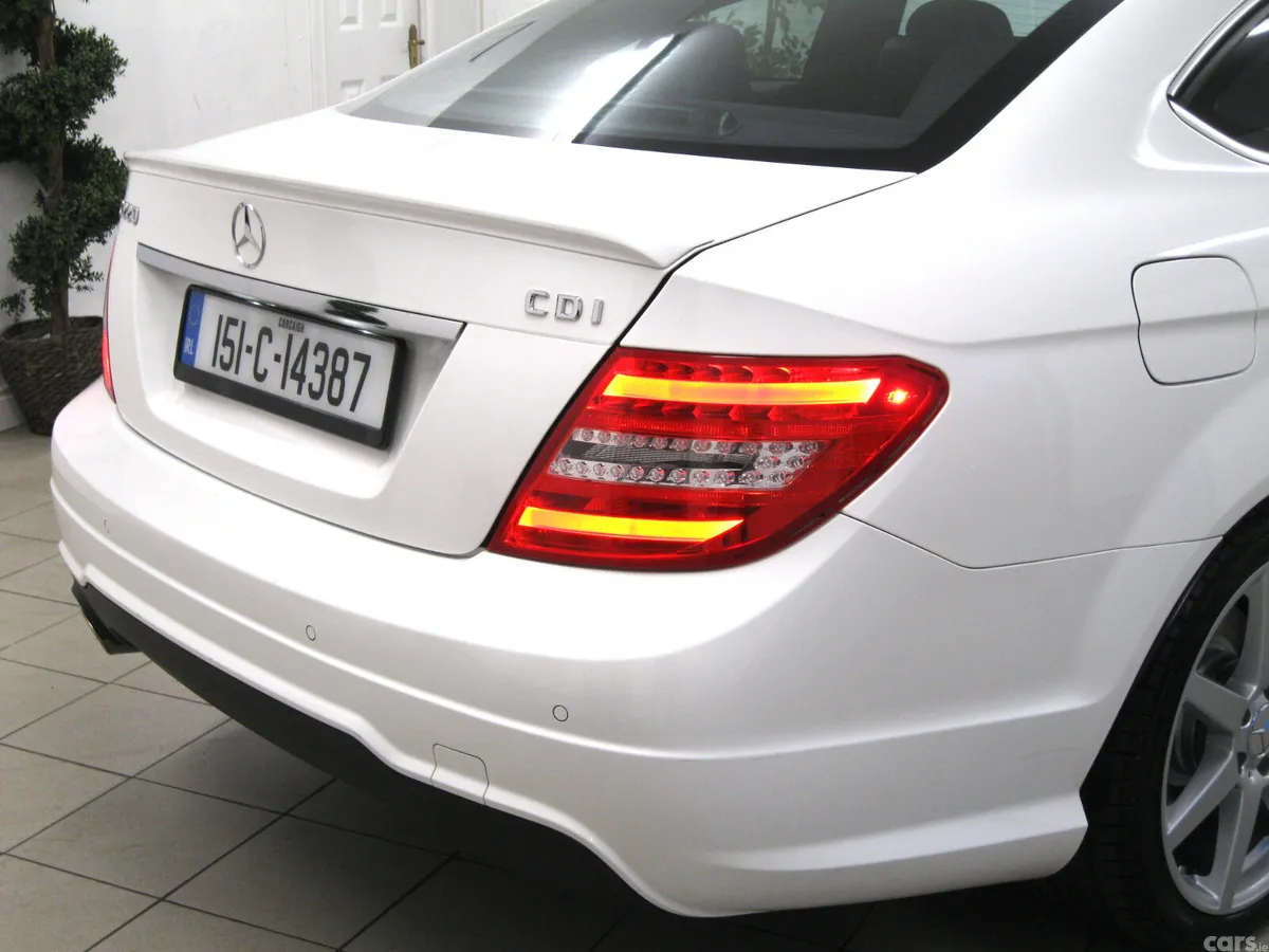 Mercedes-Benz C-Class Coupe, Diesel, 2015, White