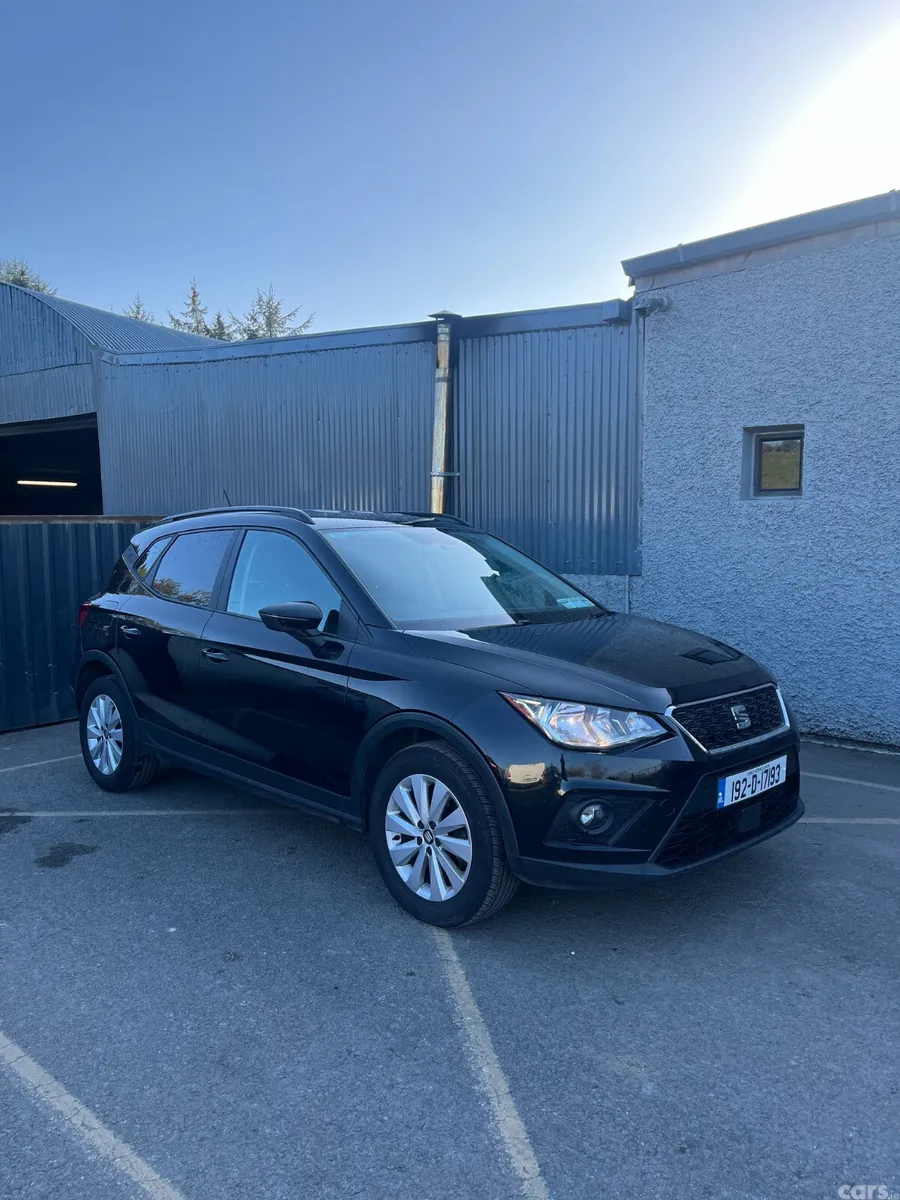 SEAT Arona SUV, Diesel, 2019, Black