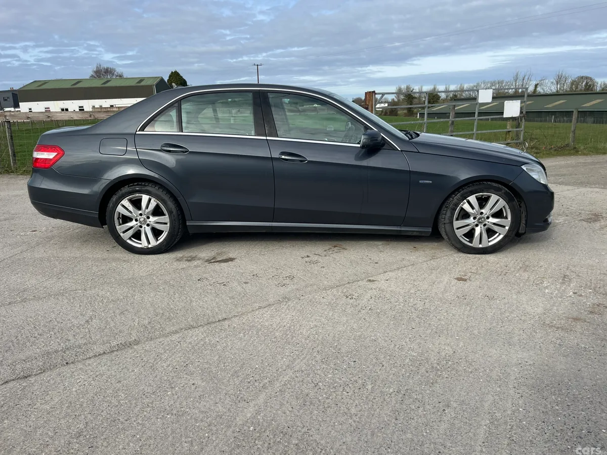 Mercedes-Benz E-Class Saloon, Diesel, 2012, Grey