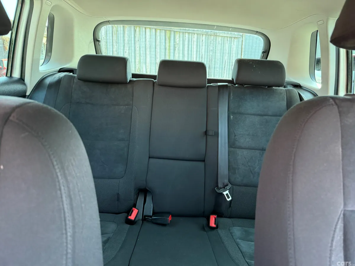 Volkswagen Tiguan SUV, Diesel, 2013, Silver