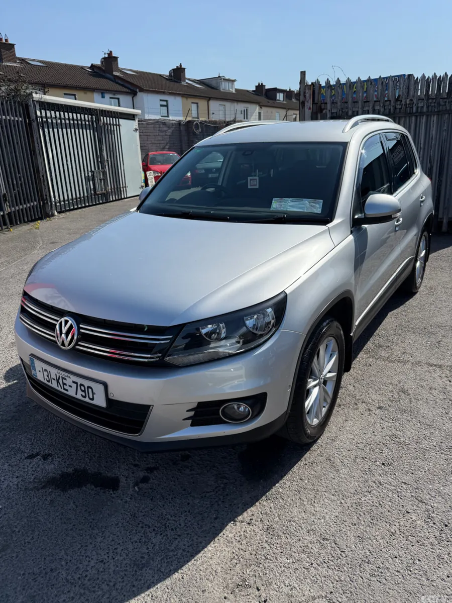 Volkswagen Tiguan SUV, Diesel, 2013, Silver