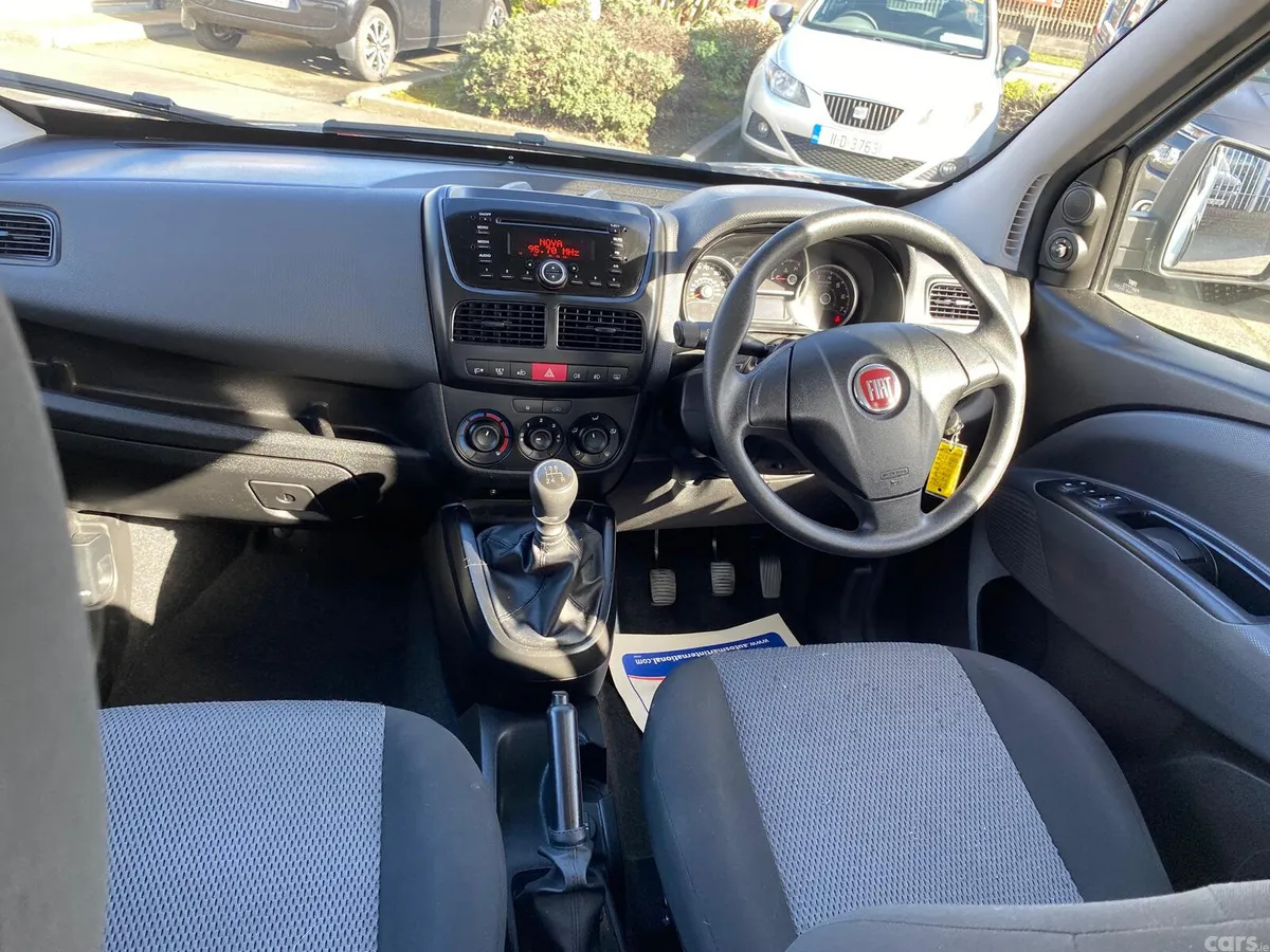 Fiat Doblo Estate, Petrol, 2019, Blue