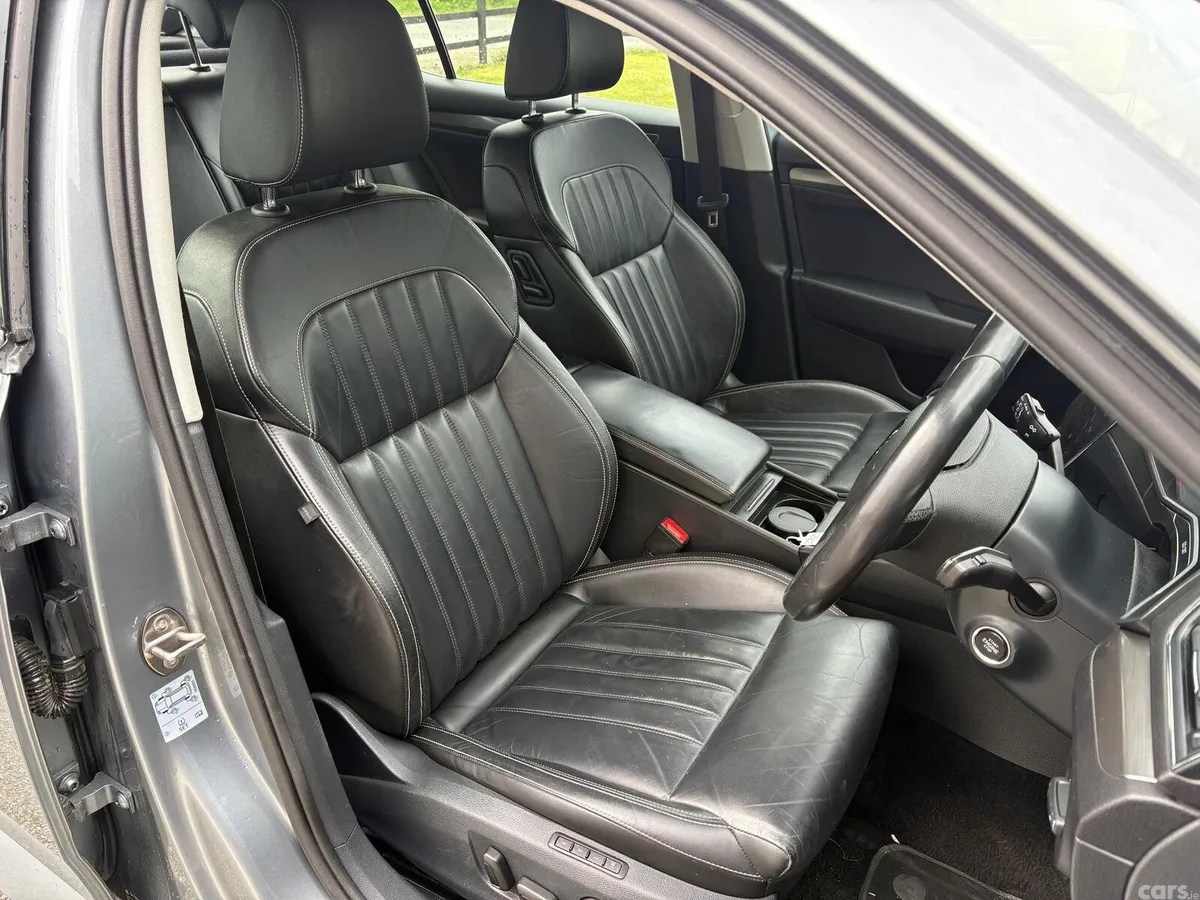Skoda Superb Saloon, Diesel, 2020, Grey