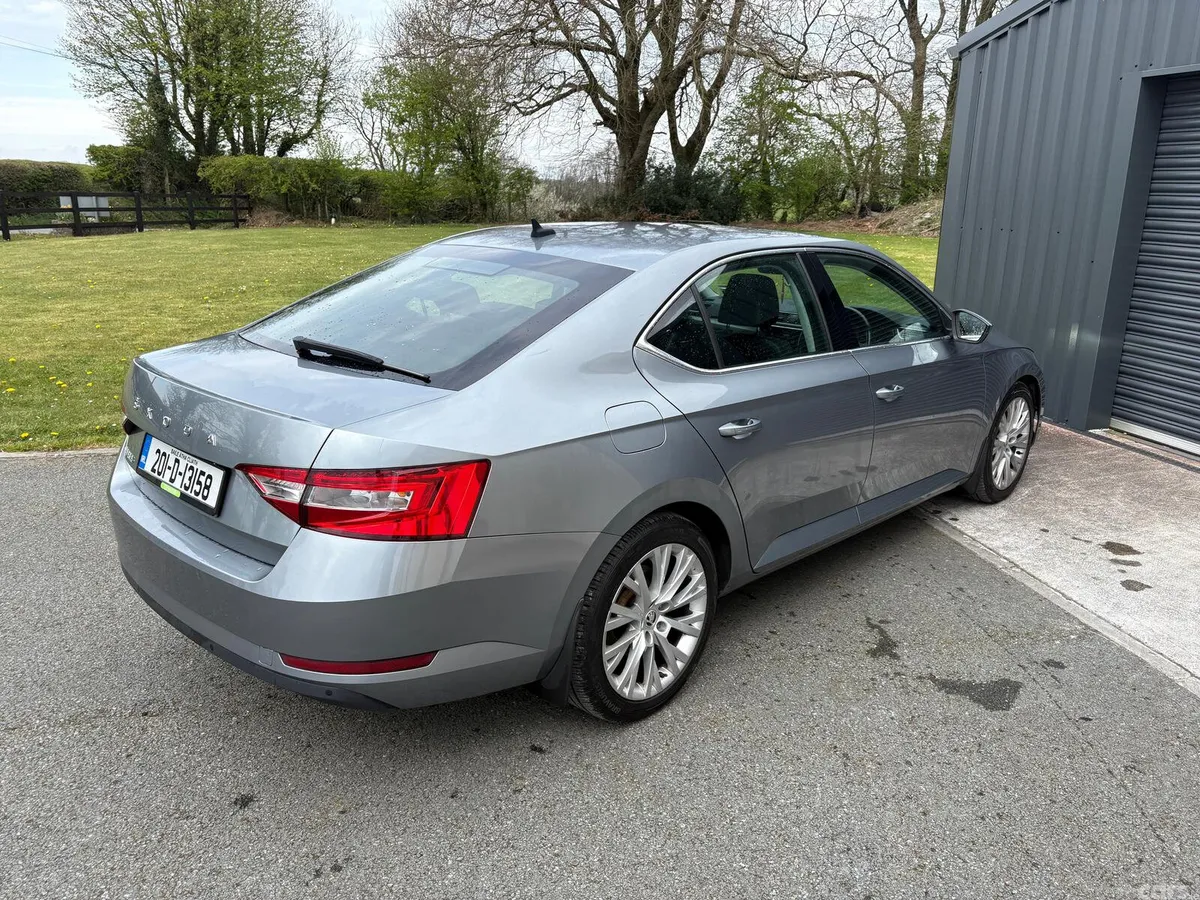 Skoda Superb Saloon, Diesel, 2020, Grey