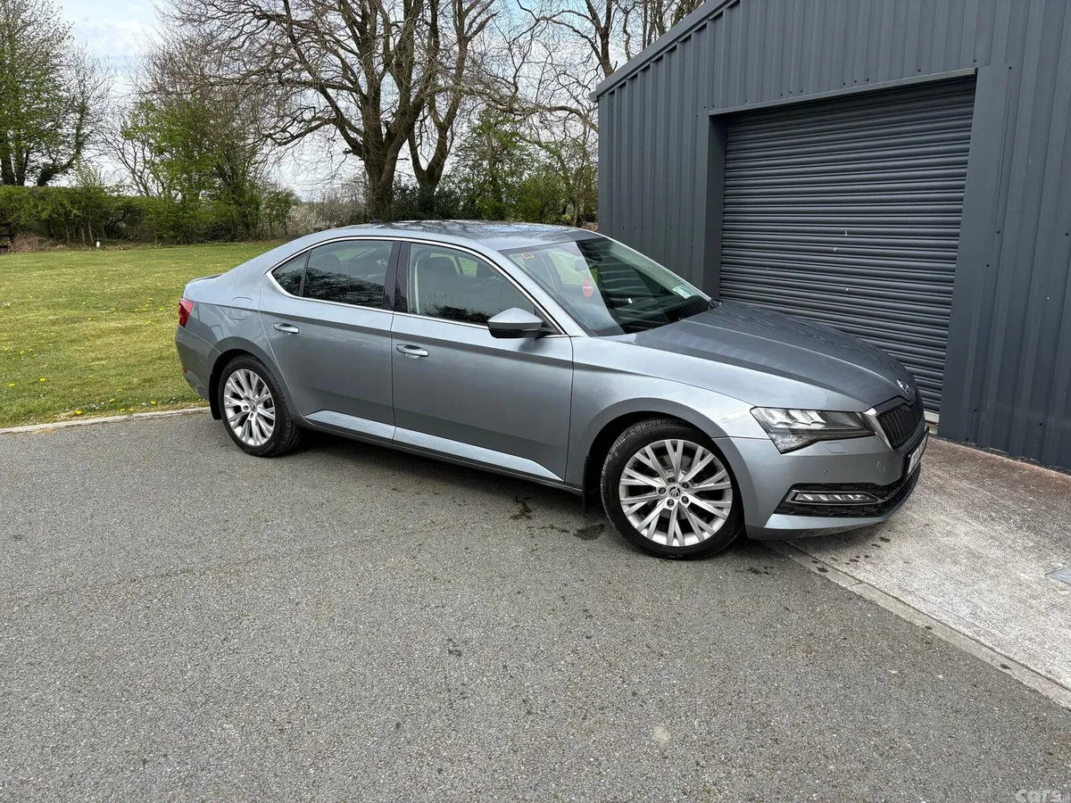 Skoda Superb Saloon, Diesel, 2020, Grey