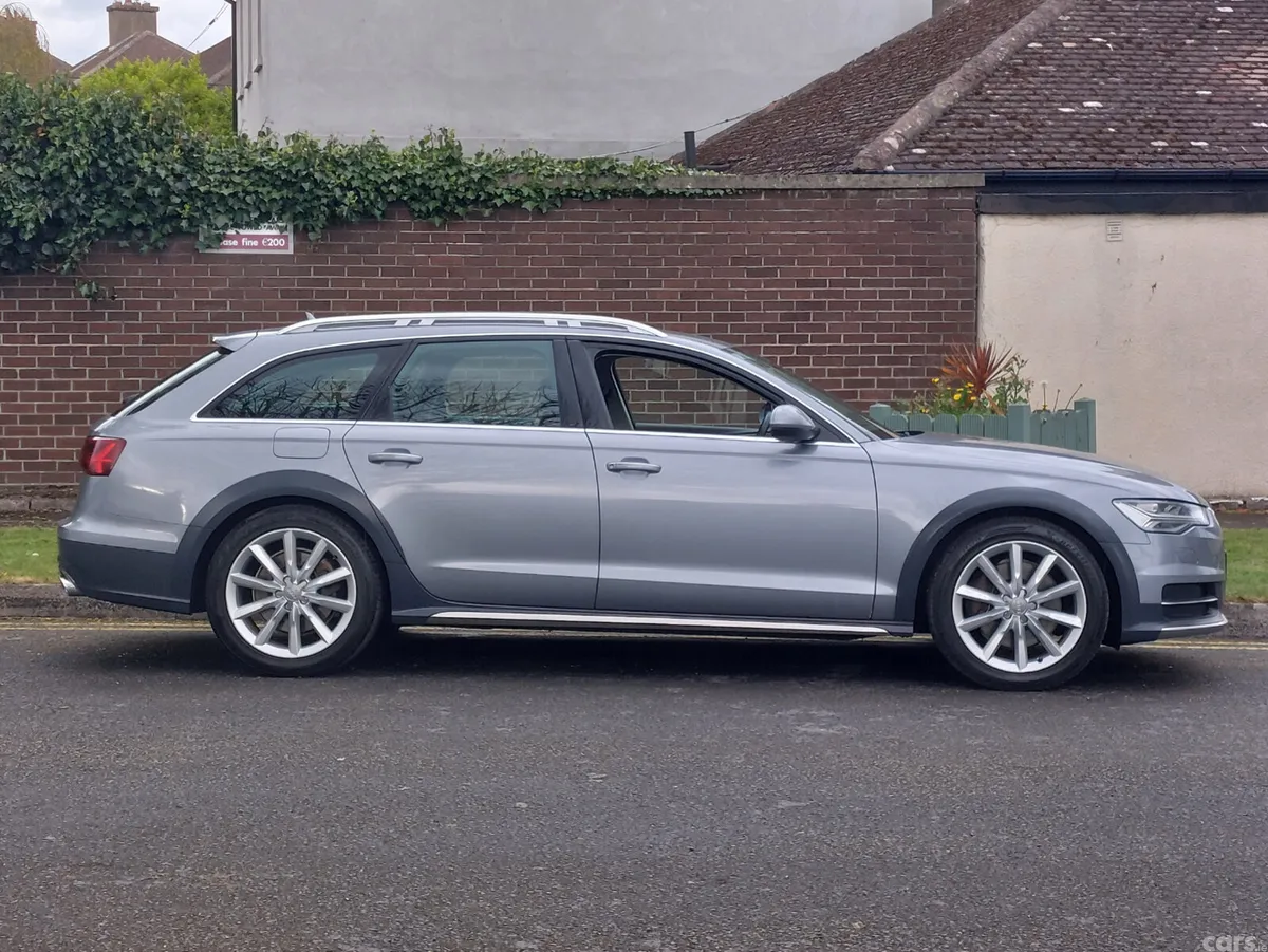 Audi A6 Estate, Diesel, 2017, Grey
