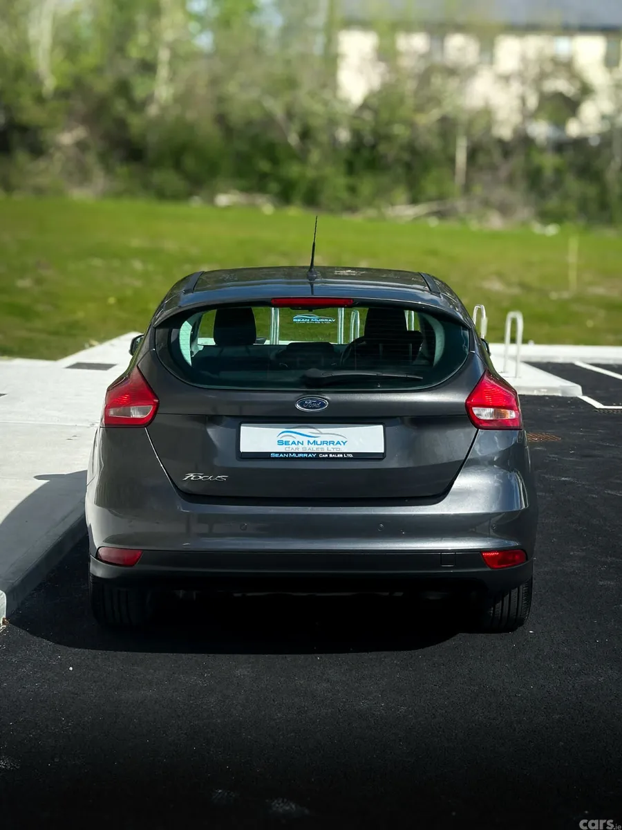 Ford Focus Hatchback, Diesel, 2015, Grey