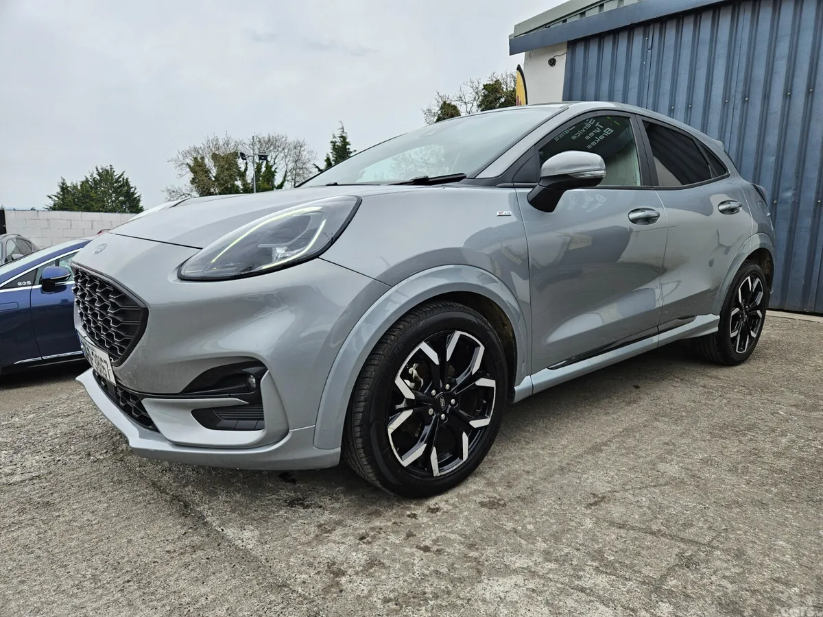 Ford Puma Hatchback, Petrol, 2023, Silver