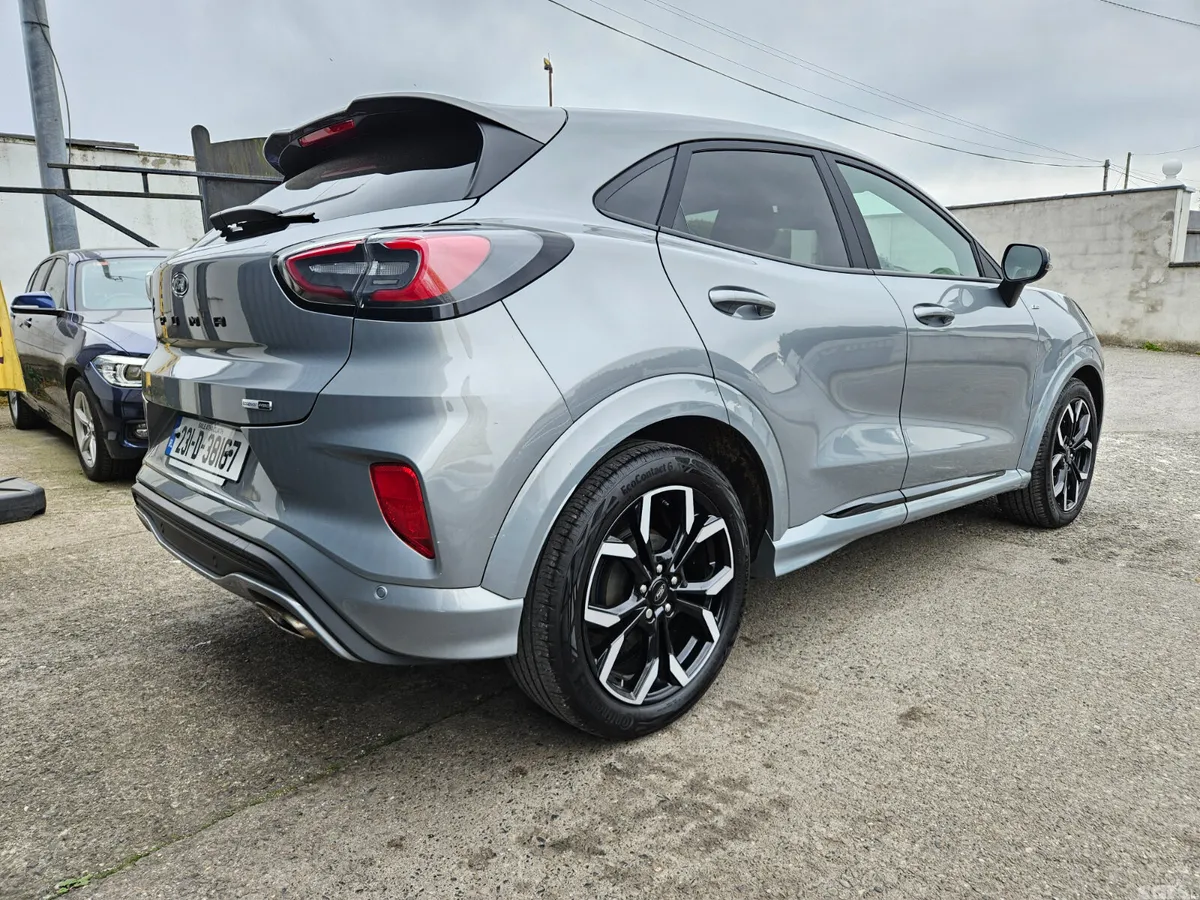 Ford Puma Hatchback, Petrol, 2023, Silver
