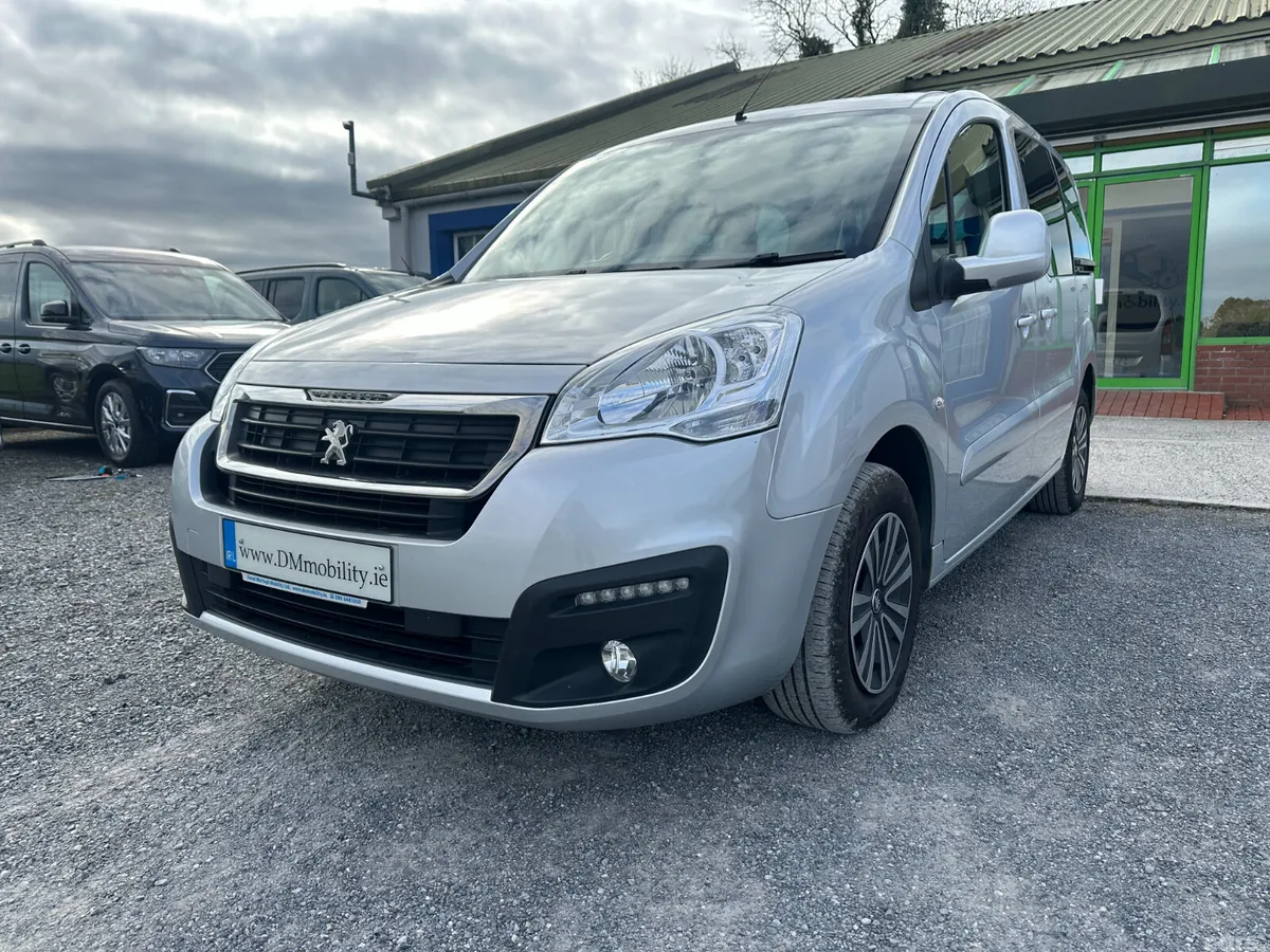 Peugeot Partner Tepee MPV, Diesel, 2019, Silver