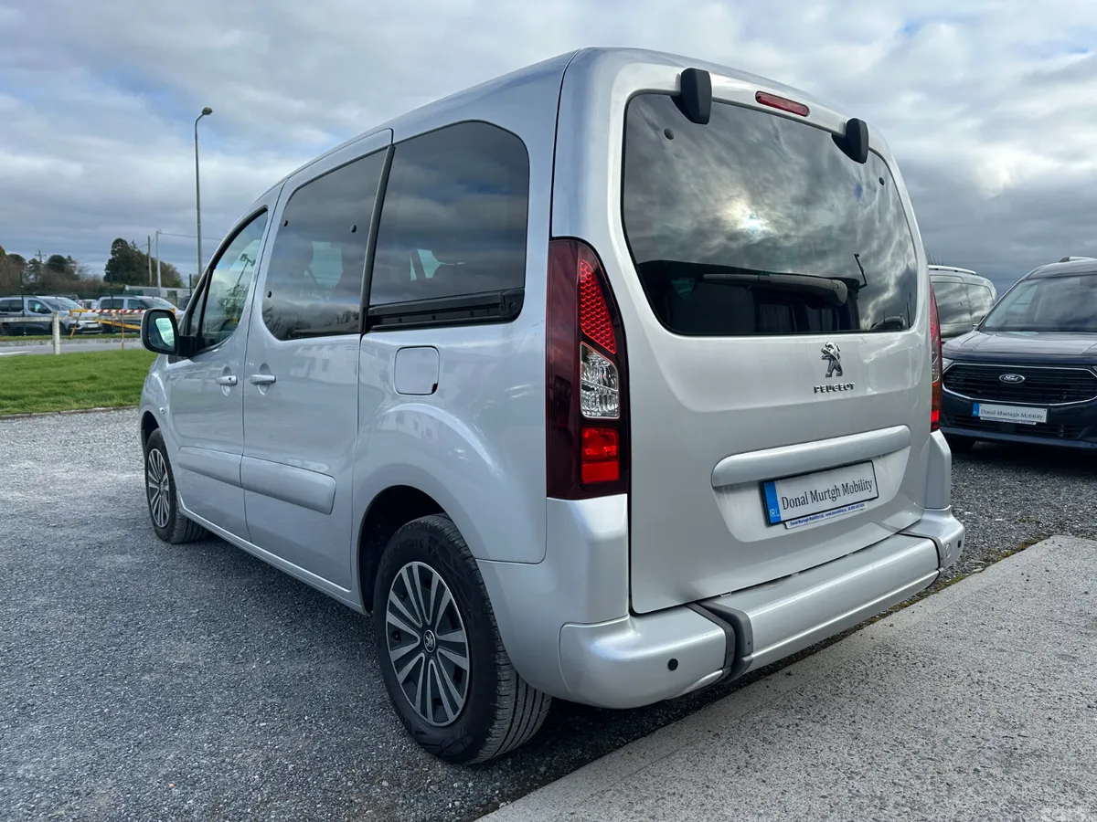 Peugeot Partner Tepee MPV, Diesel, 2019, Silver