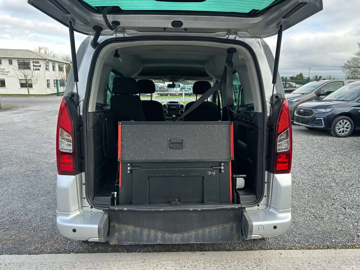 Peugeot Partner Tepee MPV, Diesel, 2019, Silver